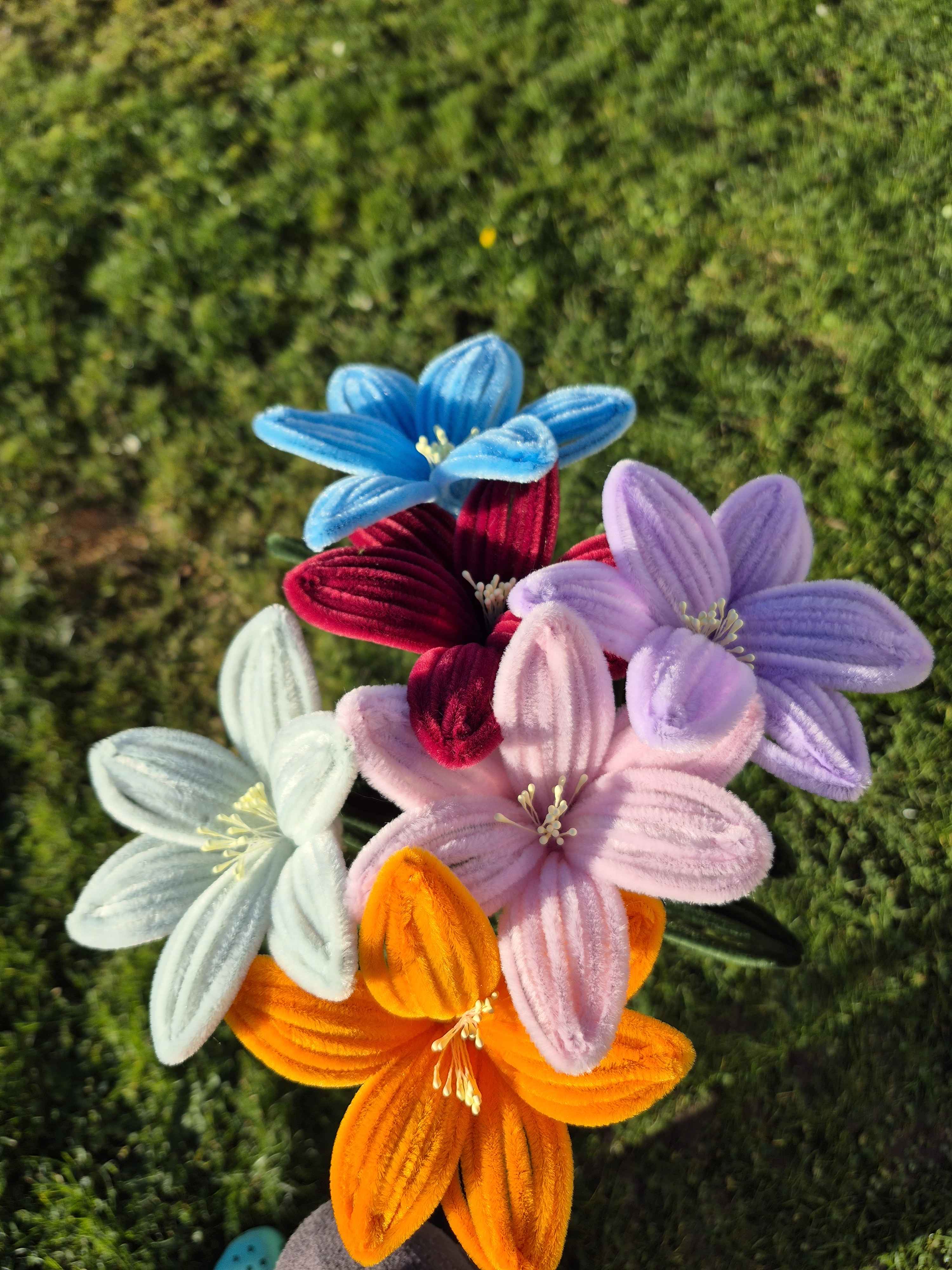 Lys fil chenille