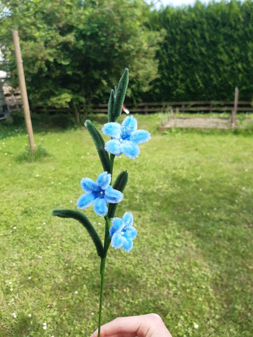 Petites fleurs fil chenille